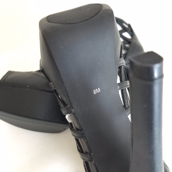 G by GUESS Platform Heels. NEW IN THEIR ORIGINAL SHOE BOX - Picture 4 of 7